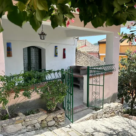 La Casa Del Borgo Cavallaro Gaggi Exterior photo